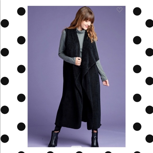 💼🌸🐝 Long Black Waterfall Faux Fur Vest🥰 see ⬇️ - Picture 3 of 5